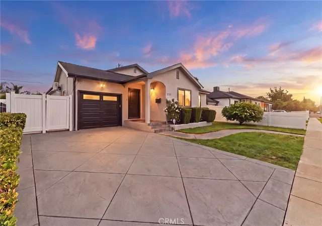 Photo 1 of Single family home for sale at 17717 Miranda, Encino, CA 91316 | MLS# SR26196777 | Listing updated on 2026-09-15
