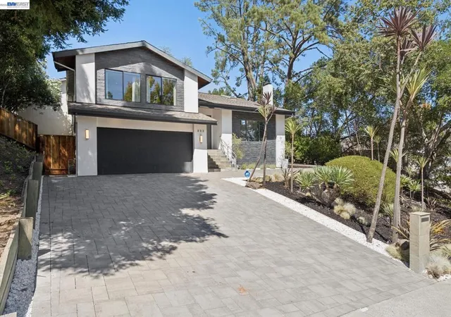 Photo 3 of Sale Pending at 222 Remington Loop, Danville, CA 94526 | MLS# 41147601 | Listing updated on 2026-09-25