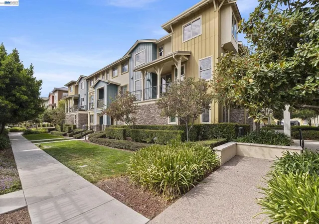 Photo 1 of Condo for sale at 347 Basswood Cmn #6, Livermore, CA 94551 | MLS# 41147604 | Listing updated on 2026-09-16