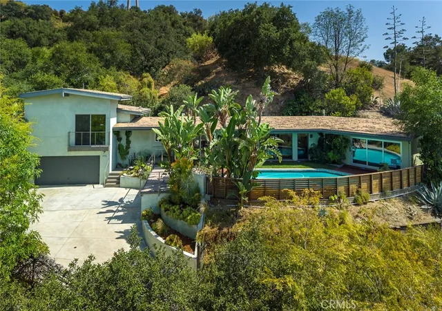 Photo 1 of Single family home for sale at 2770 Mira Vista Dr, Glendale, CA 91208 | MLS# PF26197577 | Listing updated on 2026-10-05