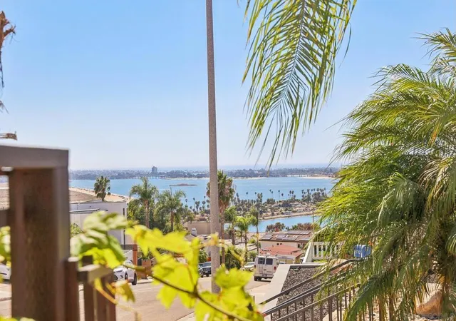 Photo 3 of Single family home for sale at 3762 Baker St, San Diego, CA 92117 | MLS# 260022106SD | Listing updated on 2026-09-14