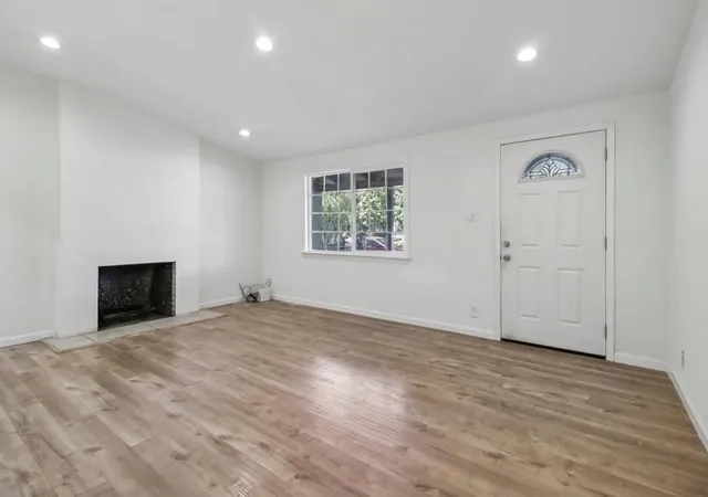 Photo 3 of Single family home for sale at 10081 Kenilworth Way, San Jose, CA 95127 | MLS# ML82056883 | Listing updated on 2026-09-14