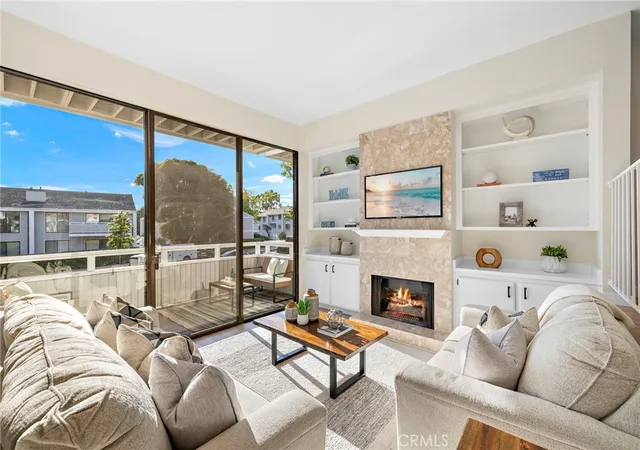Photo 1 of Condo for sale at 14 Robon Ct, Newport Beach, CA 92663 | MLS# NP26195749 | Listing updated on 2026-09-15