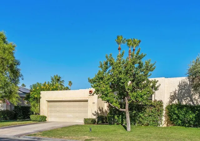 Photo 2 of Sale Pending at 46 Santo Domingo Dr, Rancho Mirage, CA 92270 | MLS# 219152482DA | Listing updated on 2026-09-23