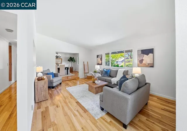 Photo 4 of Single family home for sale at 555 Kismet Ct, Walnut Creek, CA 94597 | MLS# 41147672 | Listing updated on 2026-09-16