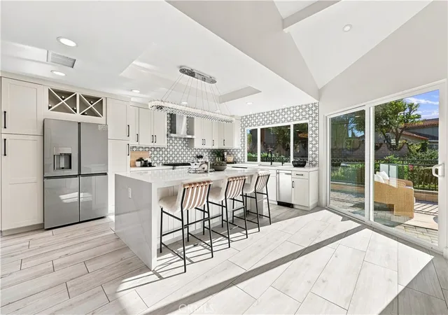 Photo 4 of Single family home for sale at 991 S Park Rim Cir, Anaheim, CA 92807 | MLS# OC26197288 | Listing updated on 2026-09-14