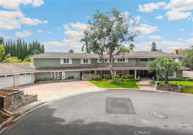 Photo 2 of Mansion for sale at 1612 Wyndham Ct, Santa Ana, CA 92705 | MLS# PW26193995 | Listing updated on 2026-09-15