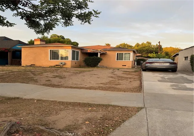 Single family home for sale at 3314 Lowell Ave, Los Angeles, CA 90032 | MLS# IV26196967