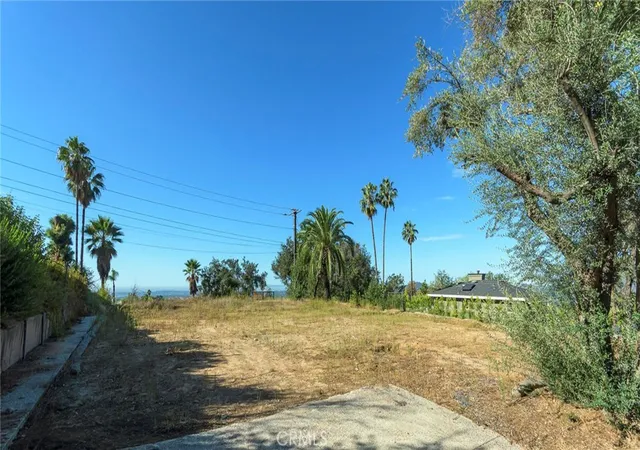 Photo 2 of Land for sale at 446 Devonwood, Altadena, CA 91001 | MLS# GD26195755 | Listing updated on 2026-09-14