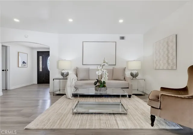 Photo 3 of Single family home for sale at 19832 Acre St, Northridge, CA 91324 | MLS# WS26198237 | Listing updated on 2026-09-26
