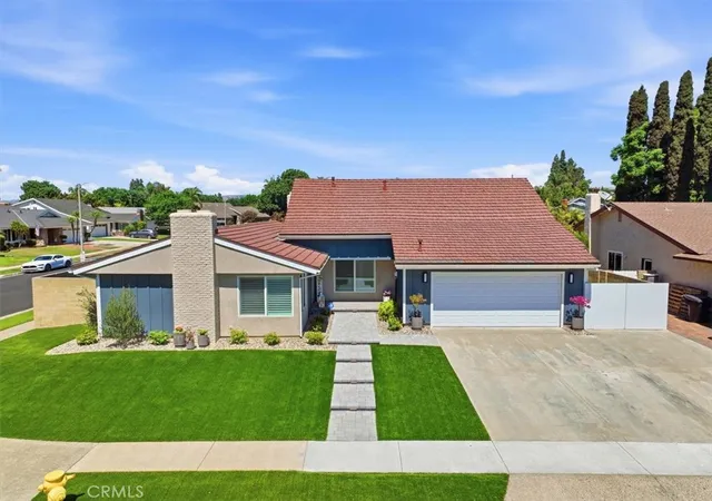 Photo 3 of Single family home for sale at 407 Tahoe Ave, Placentia, CA 92870 | MLS# CV26198283 | Listing updated on 2026-09-14
