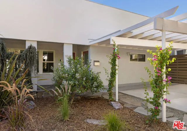 Photo 3 of Single family home for sale at 1642 Elevado St, Los Angeles, CA 90026 | MLS# 26970919 | Listing updated on 2026-09-15