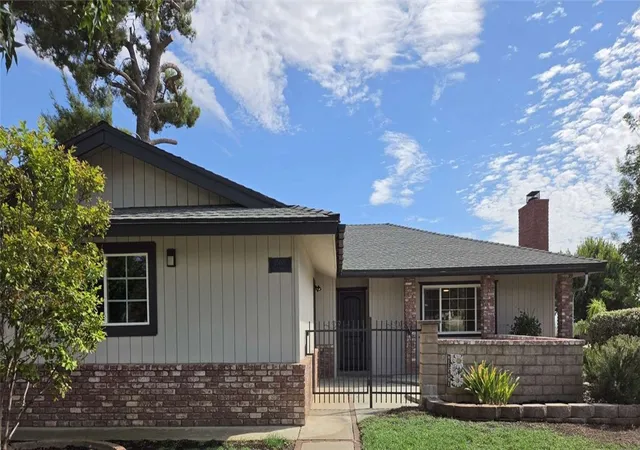 Photo 4 of Sale Pending at 35465 Date Ave, Yucaipa, CA 92399 | MLS# FR26198326 | Listing updated on 2026-09-14