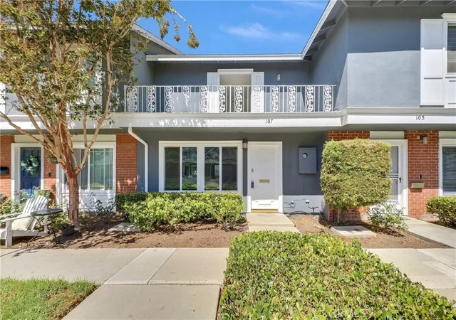 Photo 1 of Townhouse for sale at 107 Lexington, Costa Mesa, CA 92626 | MLS# PW26198354 | Listing updated on 2026-09-20