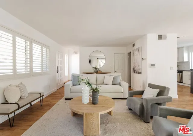 Photo 2 of Condo for sale at 1031 17th Street #1, Santa Monica, CA 90403 | MLS# 26985391 | Listing updated on 2026-09-18