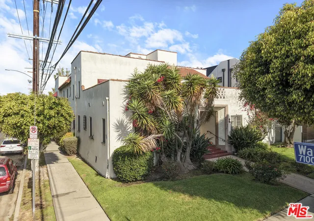 Photo 4 of Multi family home for sale at 803 N Detroit St, Los Angeles, CA 90046 | MLS# 26986595 | Listing updated on 2026-09-18