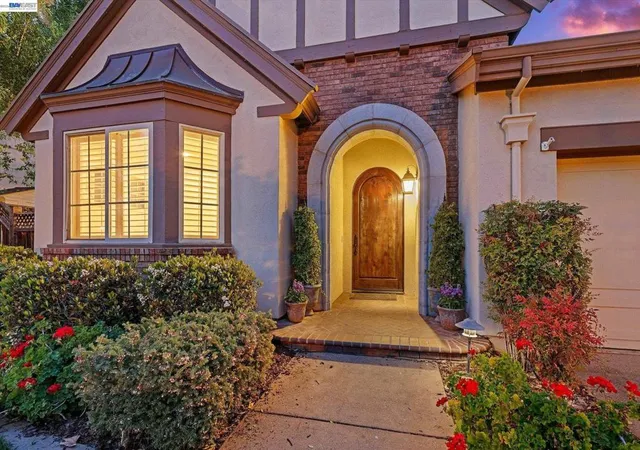Photo 3 of Single family home for sale at 2270 Doccia Ct, Pleasanton, CA 94566 | MLS# 41147758 | Listing updated on 2026-09-30