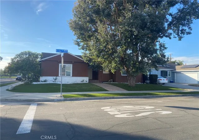 Photo 1 of Single family home for sale at 725 S Echo, Anaheim, CA 92804 | MLS# OC26196964 | Listing updated on 2026-09-15
