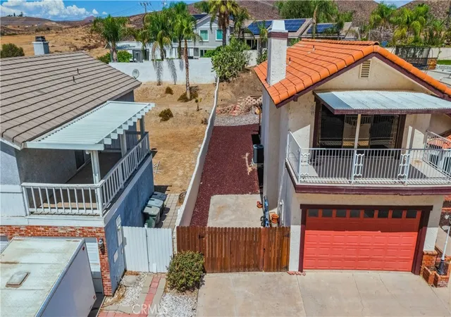 Photo 2 of Single family home for sale at 22024 Vacation Dr, Canyon Lake, CA 92587 | MLS# SW26198551 | Listing updated on 2026-09-15