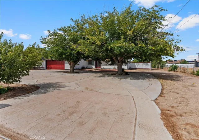 Photo 4 of Single family home for sale at 14804 Orange, Hesperia, CA 92345 | MLS# DW26198387 | Listing updated on 2026-09-15