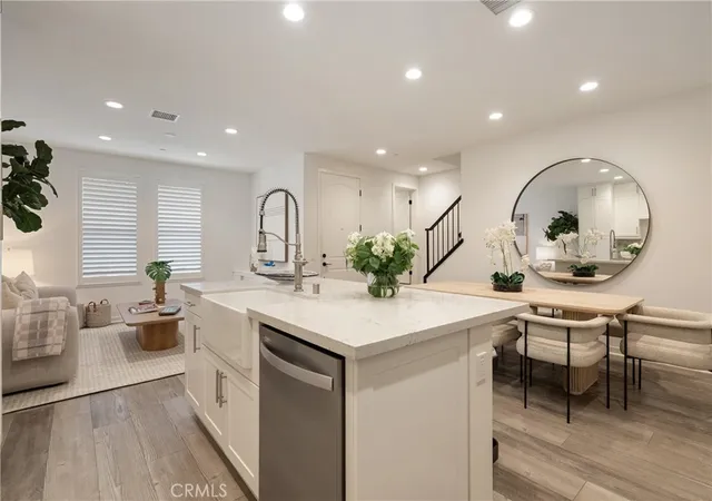 Photo 3 of Condo for sale at 118 High Meadow, Lake Forest, CA 92610 | MLS# OC26198432 | Listing updated on 2026-09-15