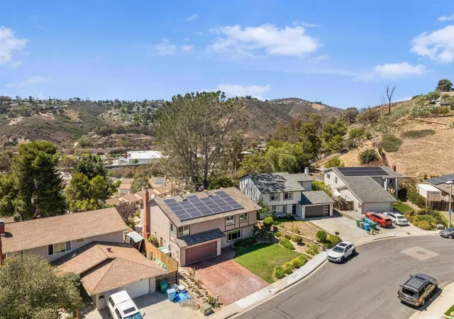 Photo 4 of Single family home for sale at 4638 Leathers St, San Diego, CA 92117 | MLS# NDP2608491 | Listing updated on 2026-09-14