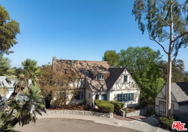 Photo 3 of Sale Pending at 92 Grace Ter, Pasadena, CA 91105 | MLS# 26985637 | Listing updated on 2026-10-06
