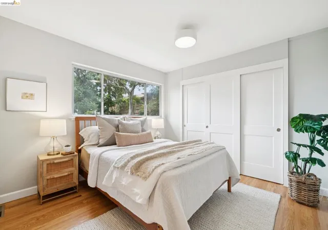 Photo 3 of Single family home for sale at 4325 Mountain View, Oakland, CA 94605 | MLS# 41147799 | Listing updated on 2026-09-16