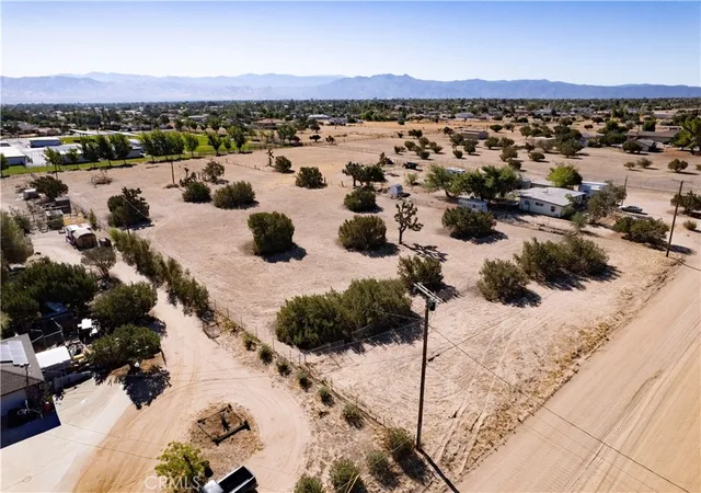 Photo 3 of Sale Pending at 8821 Oakwood, Hesperia, CA 92345 | MLS# HD26198599 | Listing updated on 2026-09-15