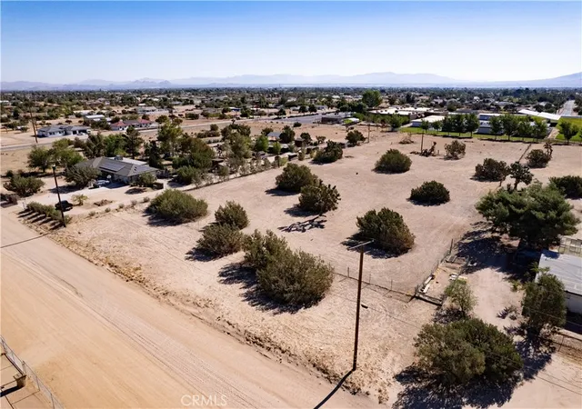 Photo 3 of Sale Pending at 8821 Oakwood, Hesperia, CA 92345 | MLS# HD26198599 | Listing updated on 2026-09-15