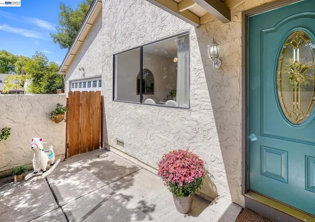 Photo 3 of Sale Pending at 1383 Mount Shasta Ave, Milpitas, CA 95035 | MLS# 41147812 | Listing updated on 2026-10-02