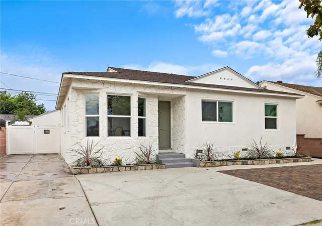 Photo 1 of Single family home for sale at 4637 Vangold Ave, Lakewood, CA 90712 | MLS# OC26197568 | Listing updated on 2026-09-23