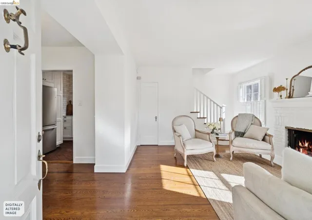 Photo 4 of Single family home for sale at 6200 Aspinwall Rd, Oakland, CA 94611 | MLS# 41147864 | Listing updated on 2026-09-15