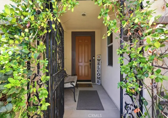 Photo 4 of Single family home for sale at 25241 Pacific Crst, Corona, CA 92883 | MLS# IG26198564 | Listing updated on 2026-09-14