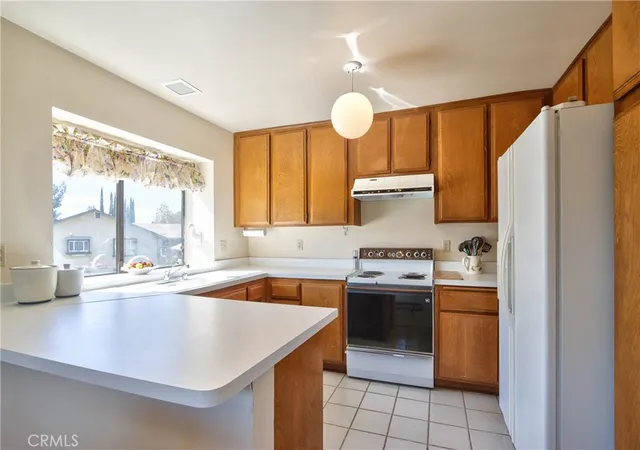 Listing Photo 4 - Condo for sale in building located at 1738 Pala Lake Dr, Fallbrook, CA 92028