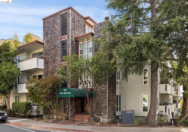 Photo 1 of Condo for sale at 127 Bayo Vista Ave #104, Oakland, CA 94611 | MLS# 41147869 | Listing updated on 2026-09-15