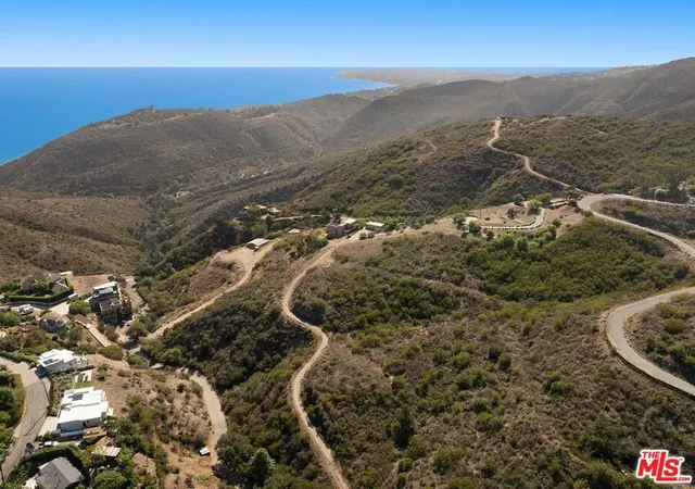 Photo 2 of Land for sale at 2826 Coralglen Dr, Malibu, CA 90265 | MLS# 26986861 | Listing updated on 2026-09-30