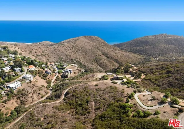 Photo 3 of Land for sale at 2826 Coralglen Dr, Malibu, CA 90265 | MLS# 26986861 | Listing updated on 2026-10-30