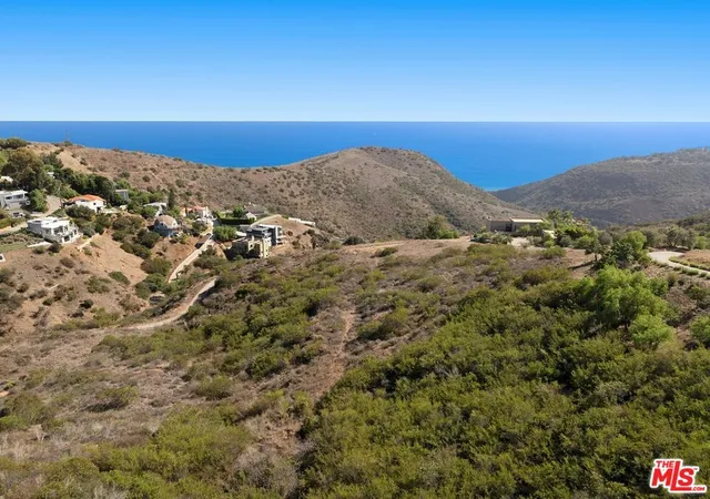 Photo 4 of Land for sale at 2826 Coralglen Dr, Malibu, CA 90265 | MLS# 26986861 | Listing updated on 2026-10-30