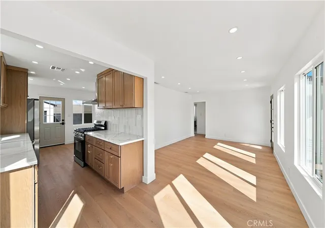 Photo 4 of Single family home for sale at 7513 Pivot, Downey, CA 90241 | MLS# DW26198378 | Listing updated on 2026-10-03