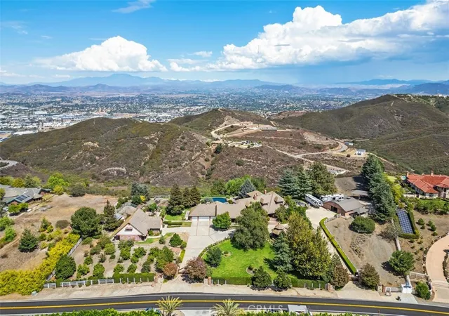 Photo 4 of Single family home for sale at 27777 Sycamore Mesa Rd, Temecula, CA 92590 | MLS# SW26189832 | Listing updated on 2026-09-15