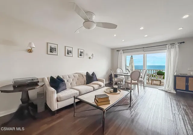 Condo for sale at 11861 Ellice St #D, Malibu, CA 90265 | MLS# 226004347