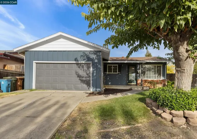 Photo 3 of Sale Pending at 2921 Rio Grande Dr, Antioch, CA 94509 | MLS# 41147884 | Listing updated on 2026-10-05
