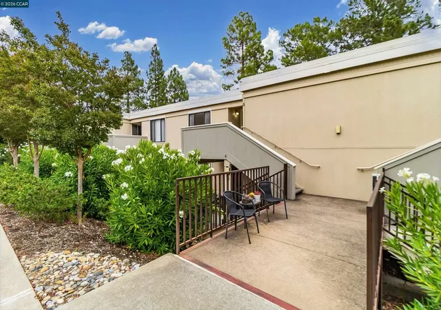 Photo 2 of Condo for sale at 1748 Golden Rain Rd #5, Walnut Creek, CA 94595 | MLS# 41147885 | Listing updated on 2026-10-02