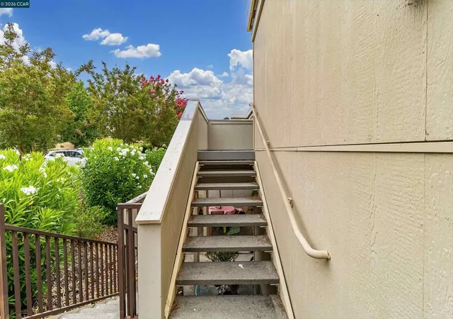 Photo 3 of Condo for sale at 1748 Golden Rain Rd #5, Walnut Creek, CA 94595 | MLS# 41147885 | Listing updated on 2026-10-02