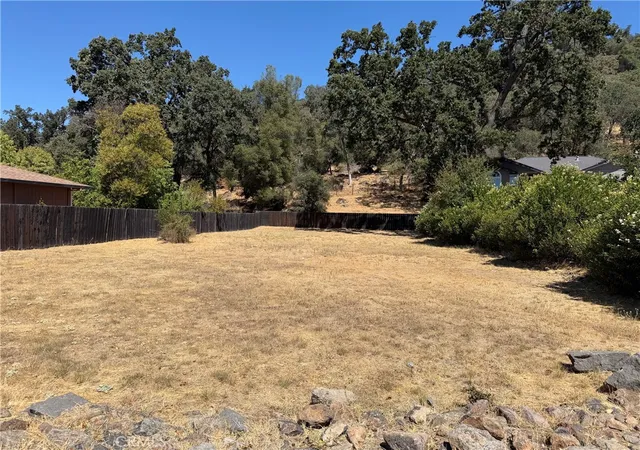 Land for sale at 20142 Gold Flt Ct, Hidden Valley Lake, CA 95467 | MLS# LC26199054