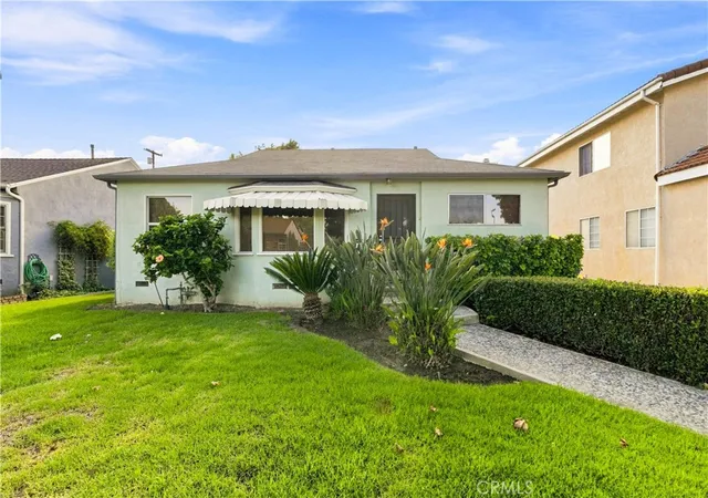 Single family home for sale at 11231 Patom Dr, Culver City, CA 90230 | MLS# SR26199102