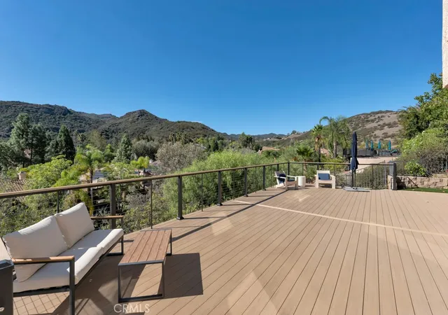 Photo 2 of Single family home for sale at 32764 Wellbrook Dr, Westlake Village, CA 91361 | MLS# SR26164099 | Listing updated on 2026-10-05