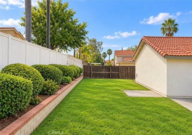 Photo 3 of Single family home for sale at 45711 Piute St, Temecula, CA 92592 | MLS# SW26199107 | Listing updated on 2026-09-14