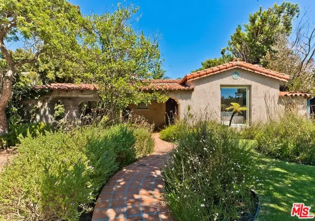 Photo 1 of Single family home for sale at 2243 27th Street, Santa Monica, CA 90405 | MLS# 26986409 | Listing updated on 2026-09-27